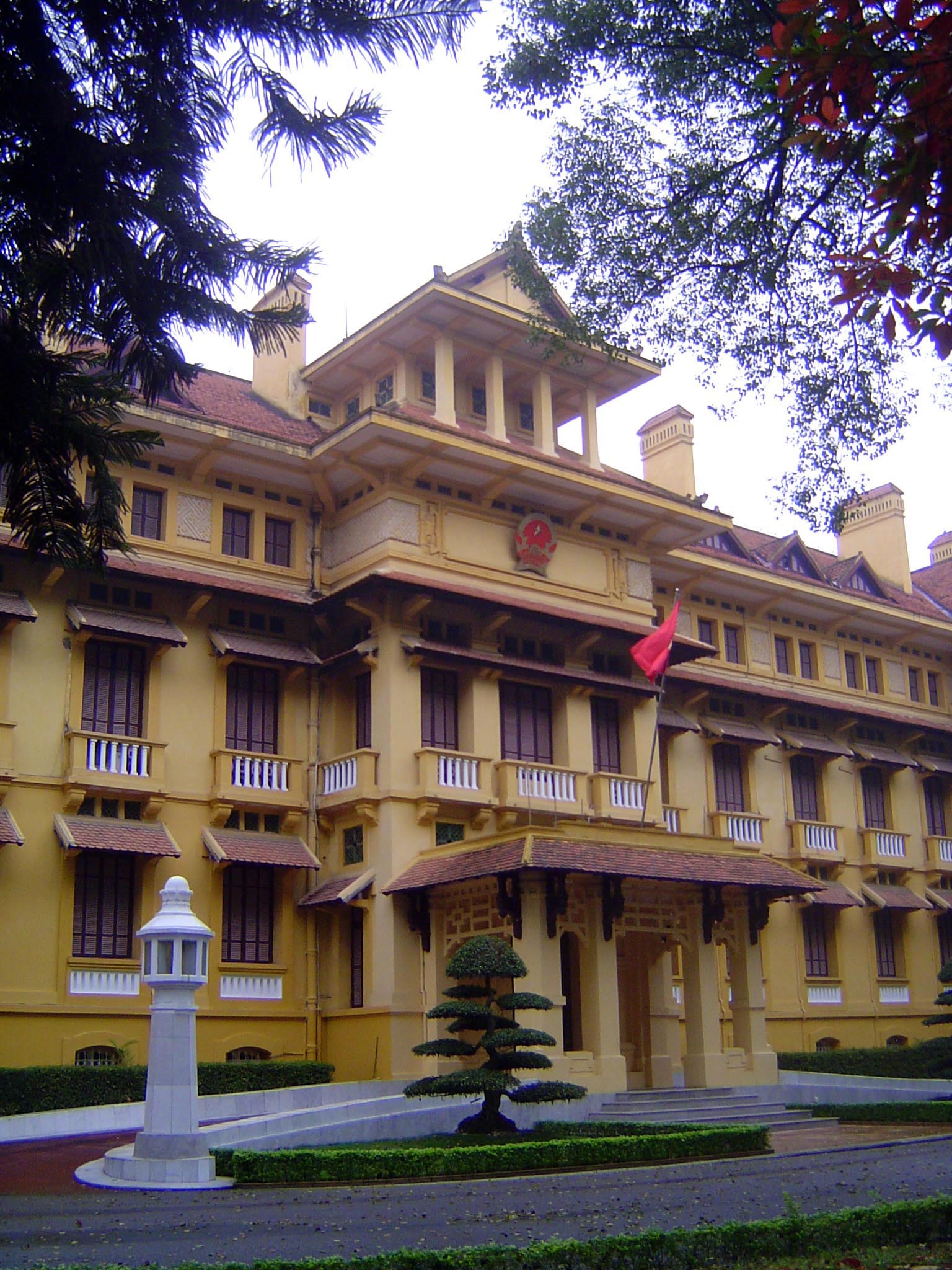 Yet another Hébrard: the less orientalized Ministry of Finance from 1928, now the Ministry of Foreign Affairs.