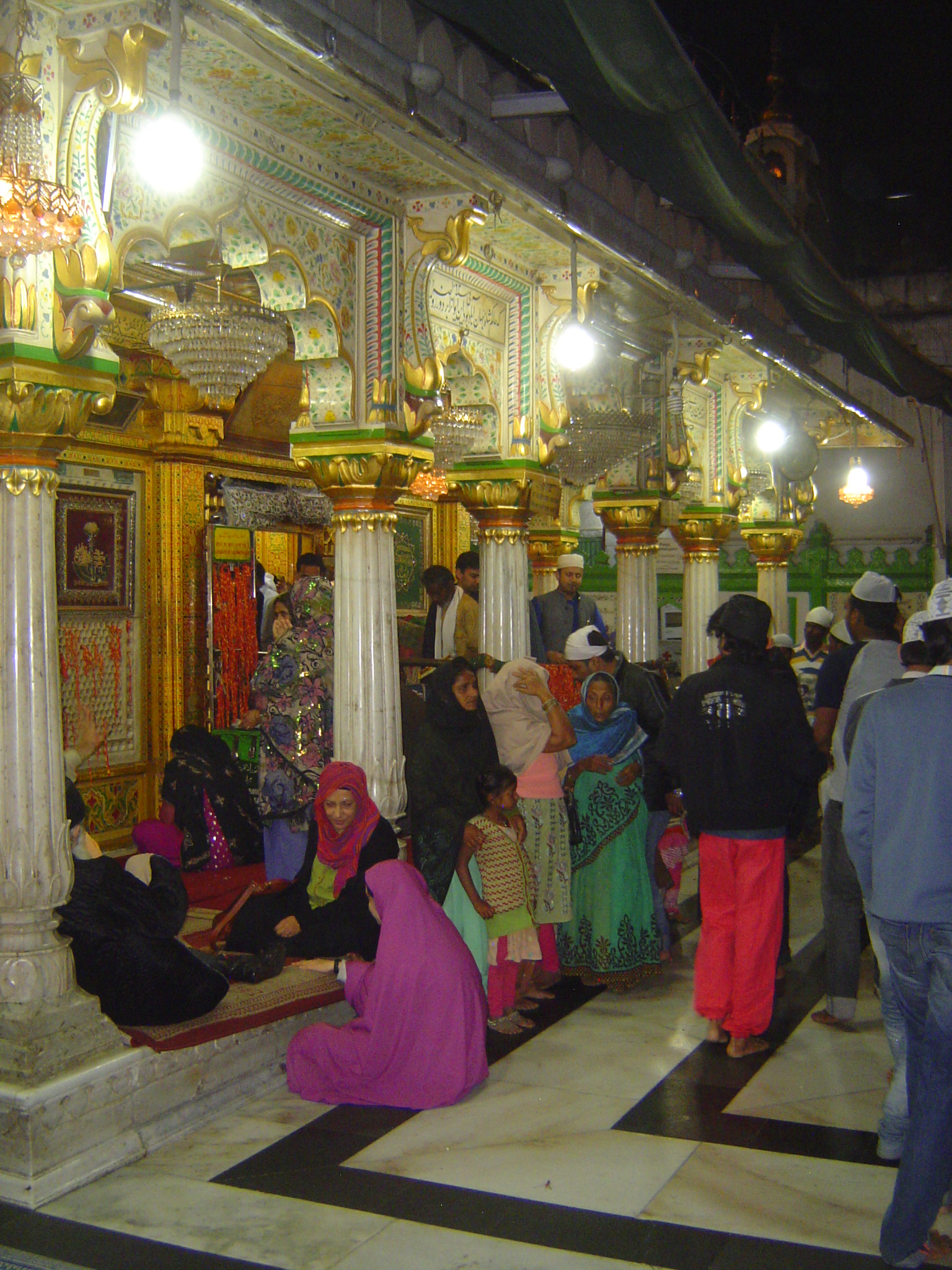 Stephen wrote: "While living, he \Nizamuddin drew the pious allegiance of eager multitudes, and after his death, down to the very date of ou