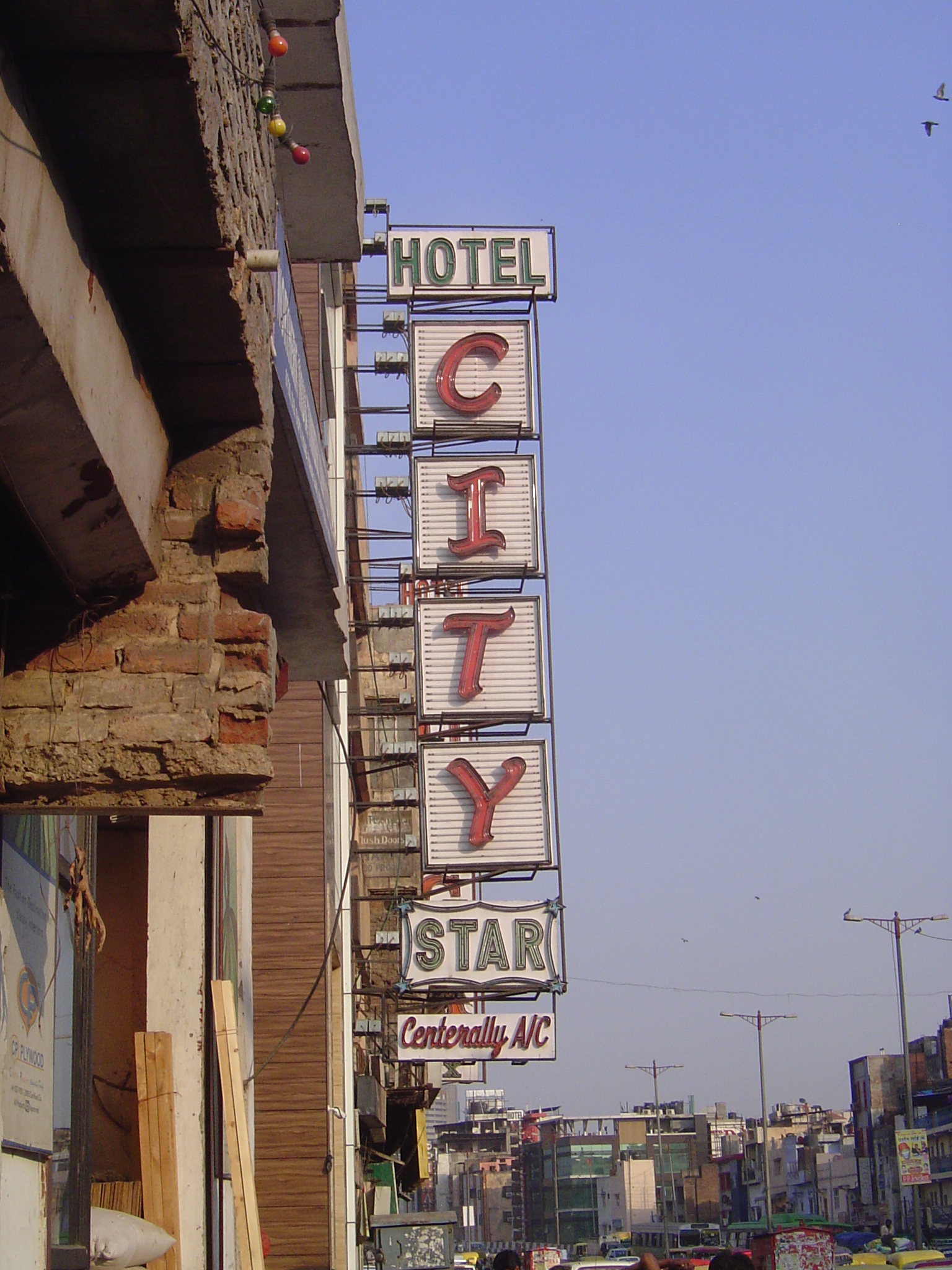 Lots and lots of budget hotels, some with centeral A/C. Don't look at me; that's what it says.