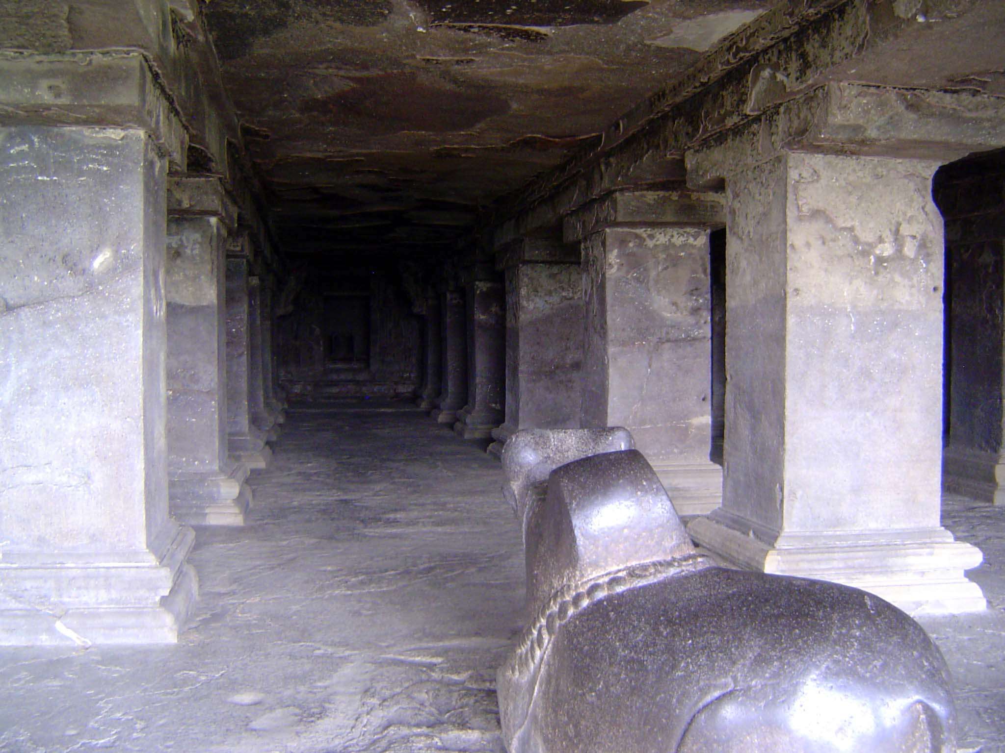 Nandi keeps an eye on the sanctum.