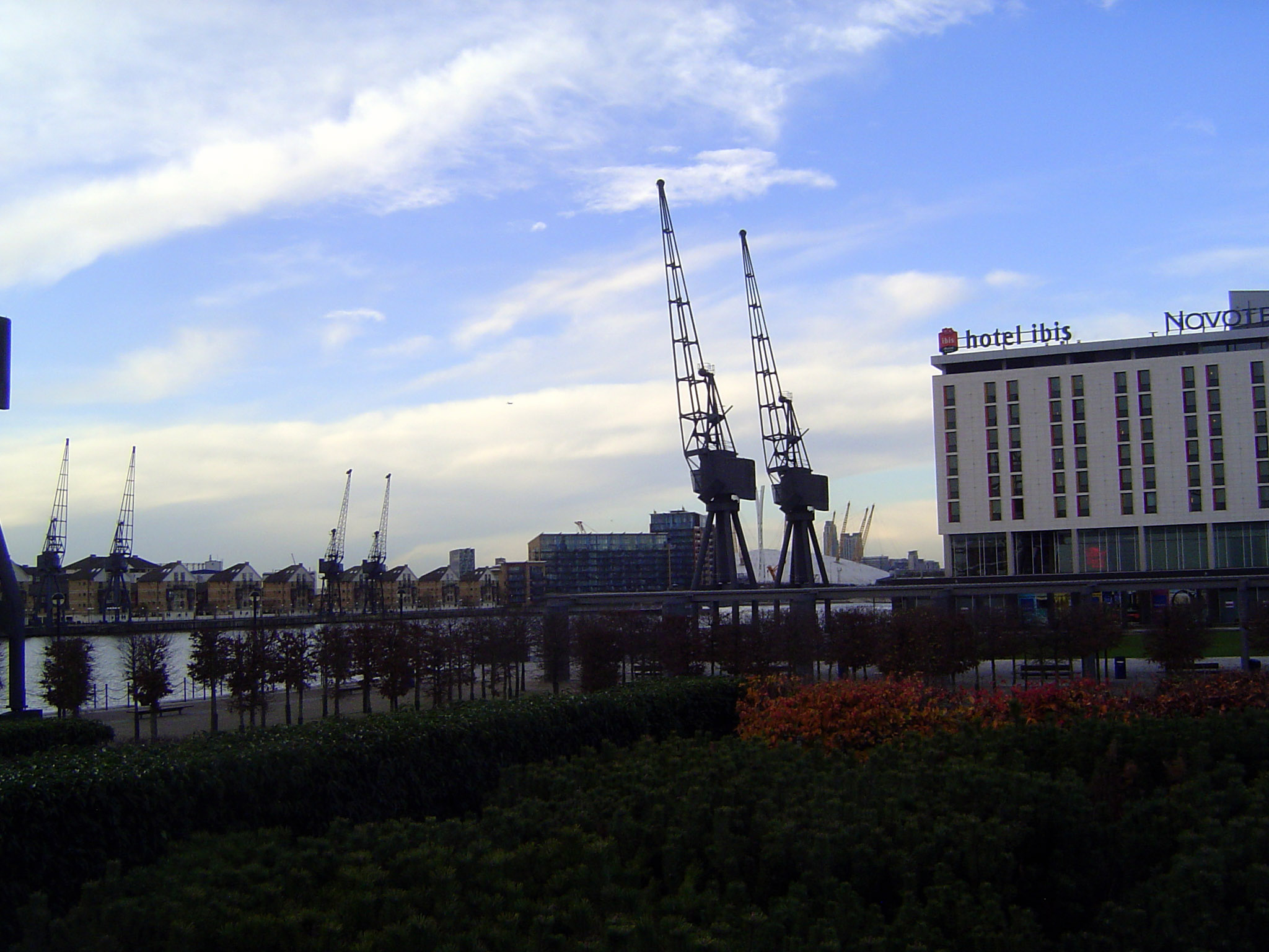 To the west, a cluster of hotels depends on the exhibition center and may even get business from the O2 arena, seen in the distance but tric