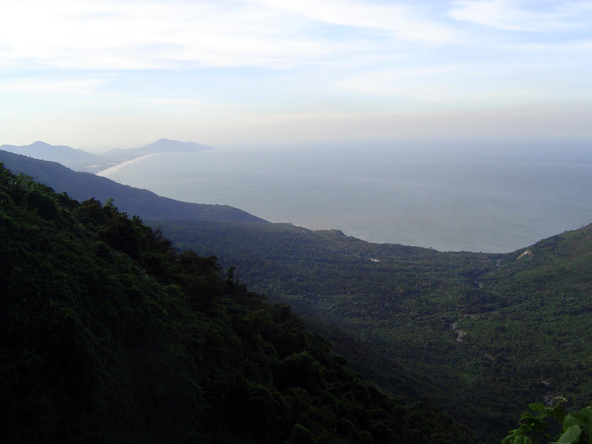 The view from the pass back over Lang Co beach.