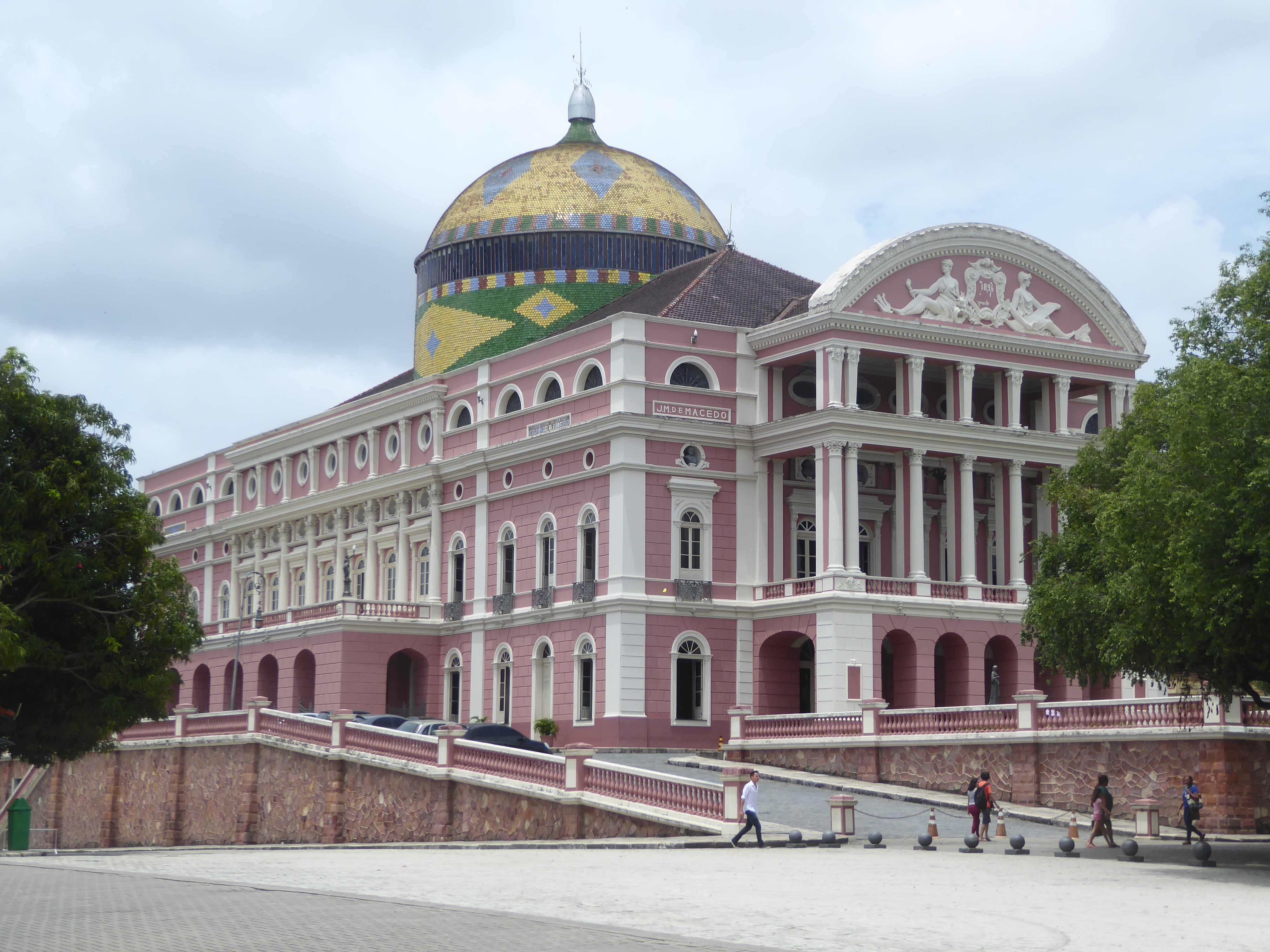 The theater's architect was an Italian with the wonderful name of Celestial Sacardim. Work began in 1884, and the theater was inaugurated in