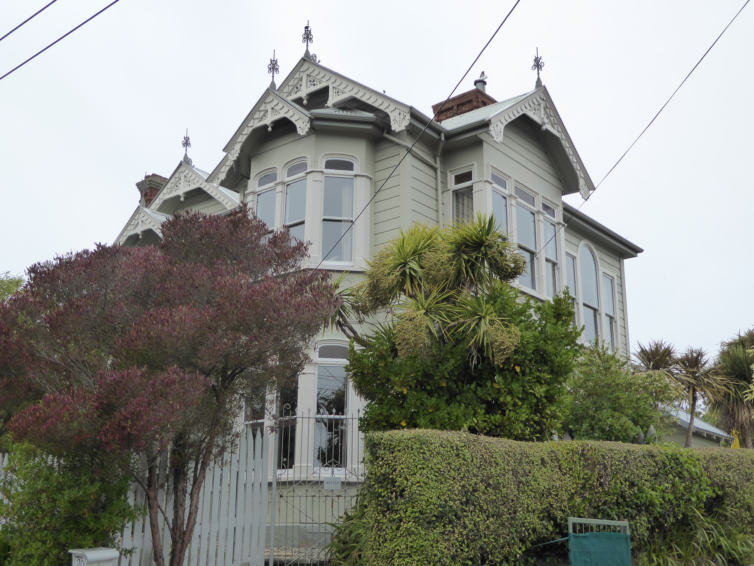 A few fine old houses survive farther up the hills.