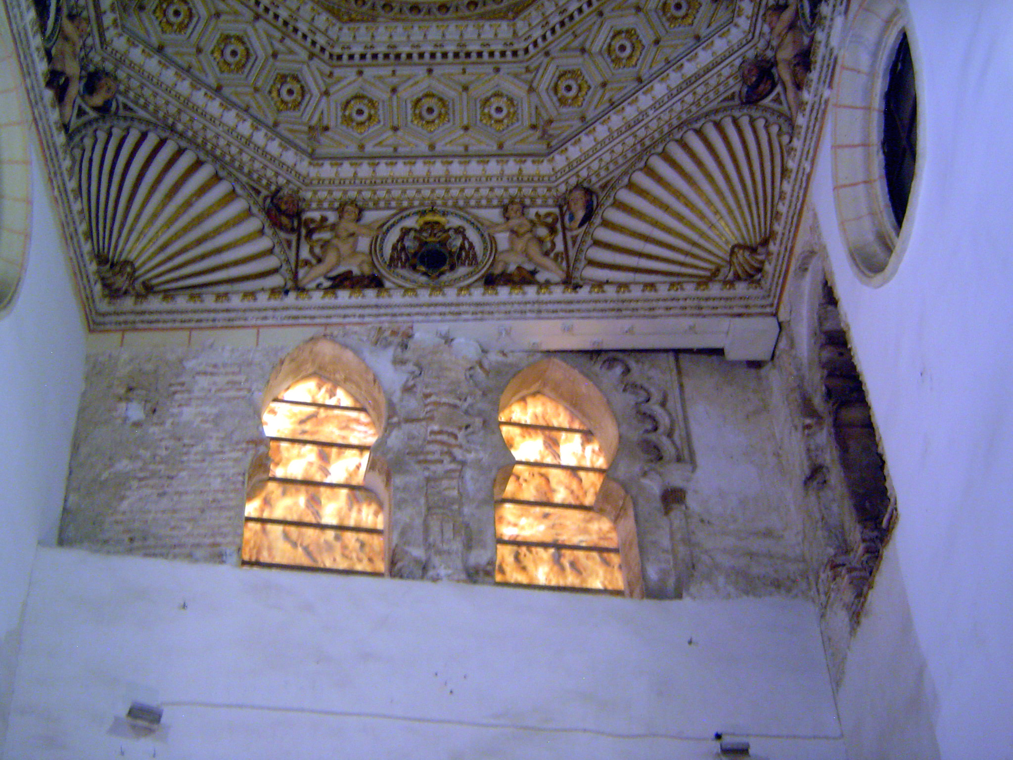 Asymmetry above the altar.