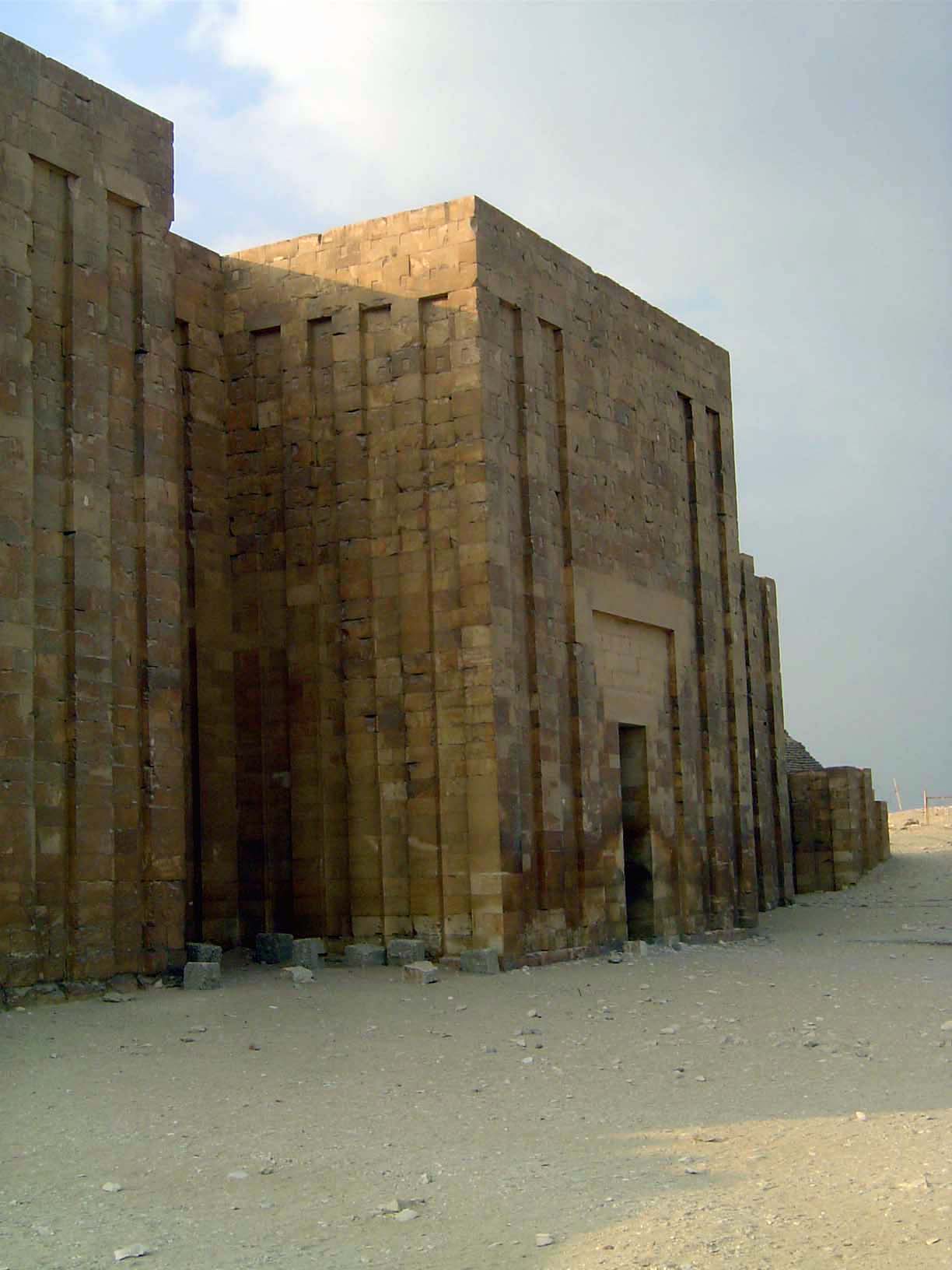 The 1.5-kilometer wall enclosing the pyramid has only one gate, here.