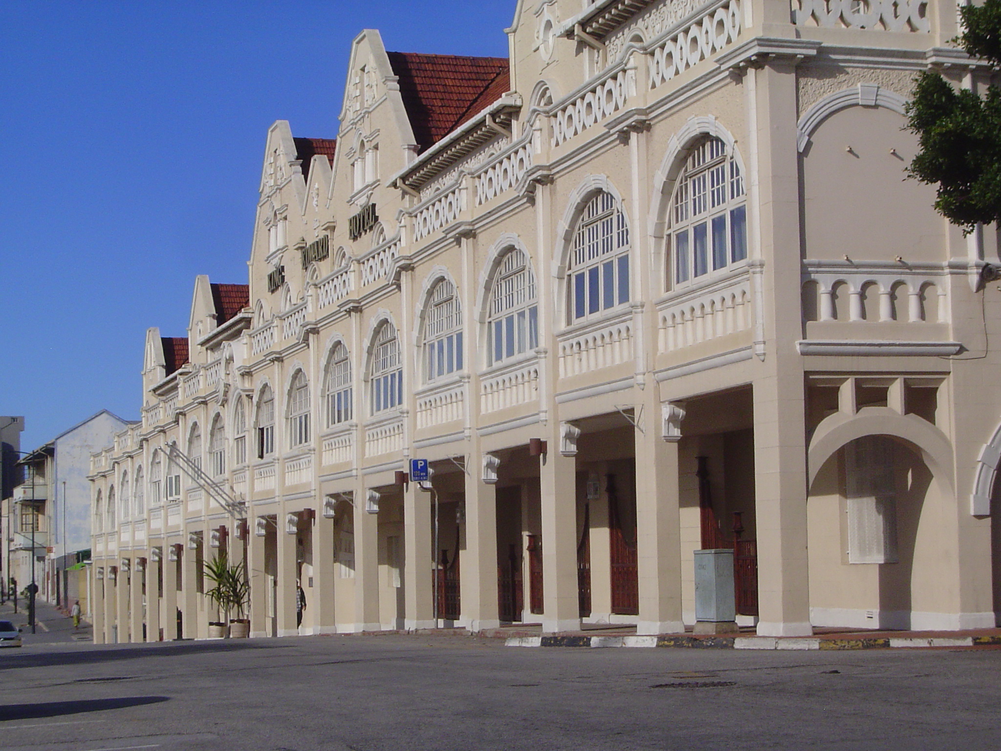 The King Edward Hotel faces the Donkin Reserve on the inland side. The hotel was closed in 2014, when this picture was taken.