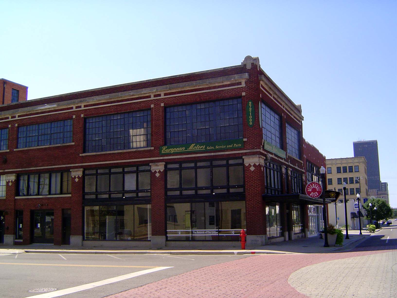 In 1920 this was Shelburne Dodge, Hupmobile, and REO; later, it was used by a tire dealer.
