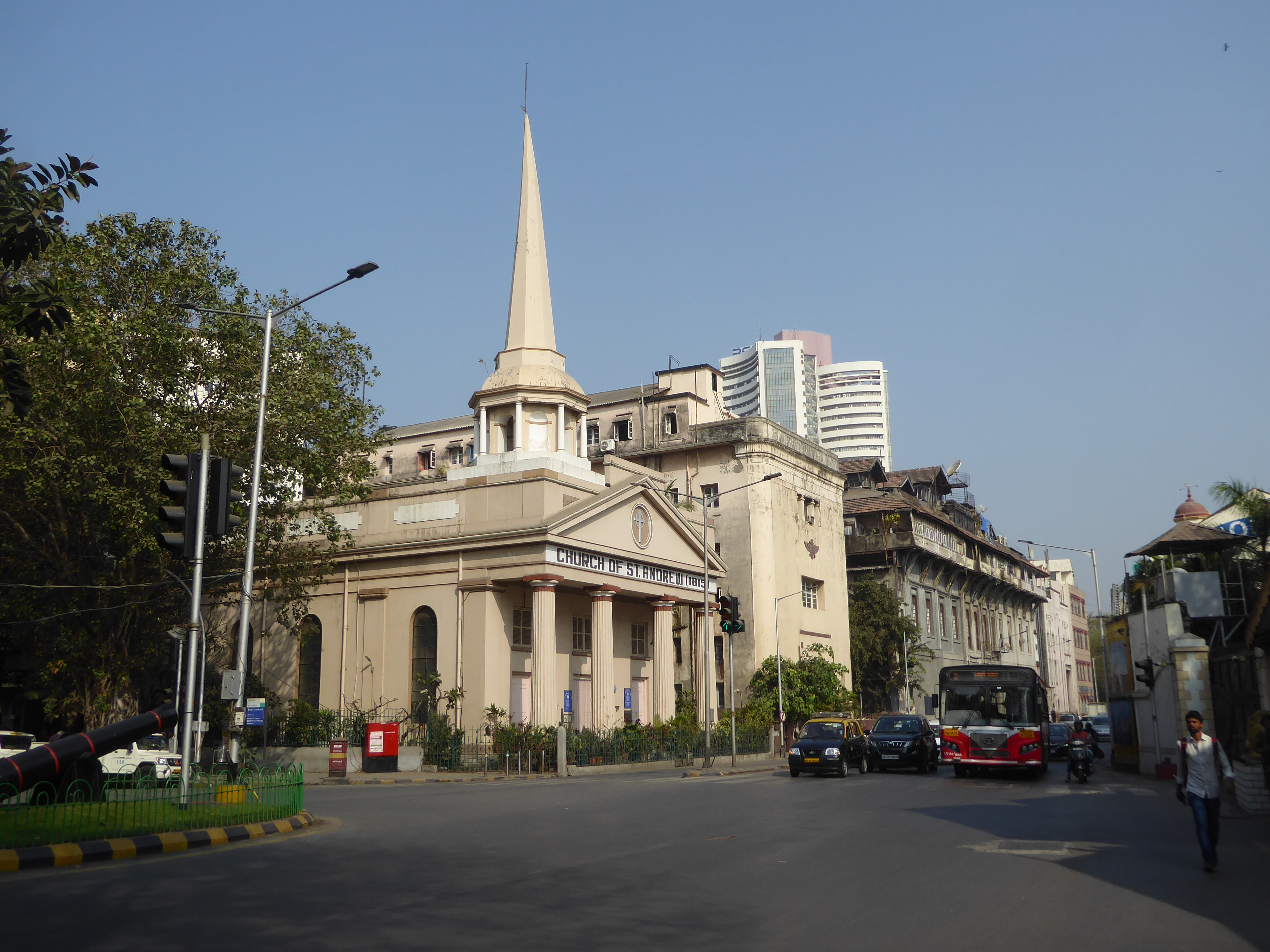 We're heading north from the Wellington Fountain and along Shahid Bhagat Singh Road. It's easier for foreigners to call it by the old name,