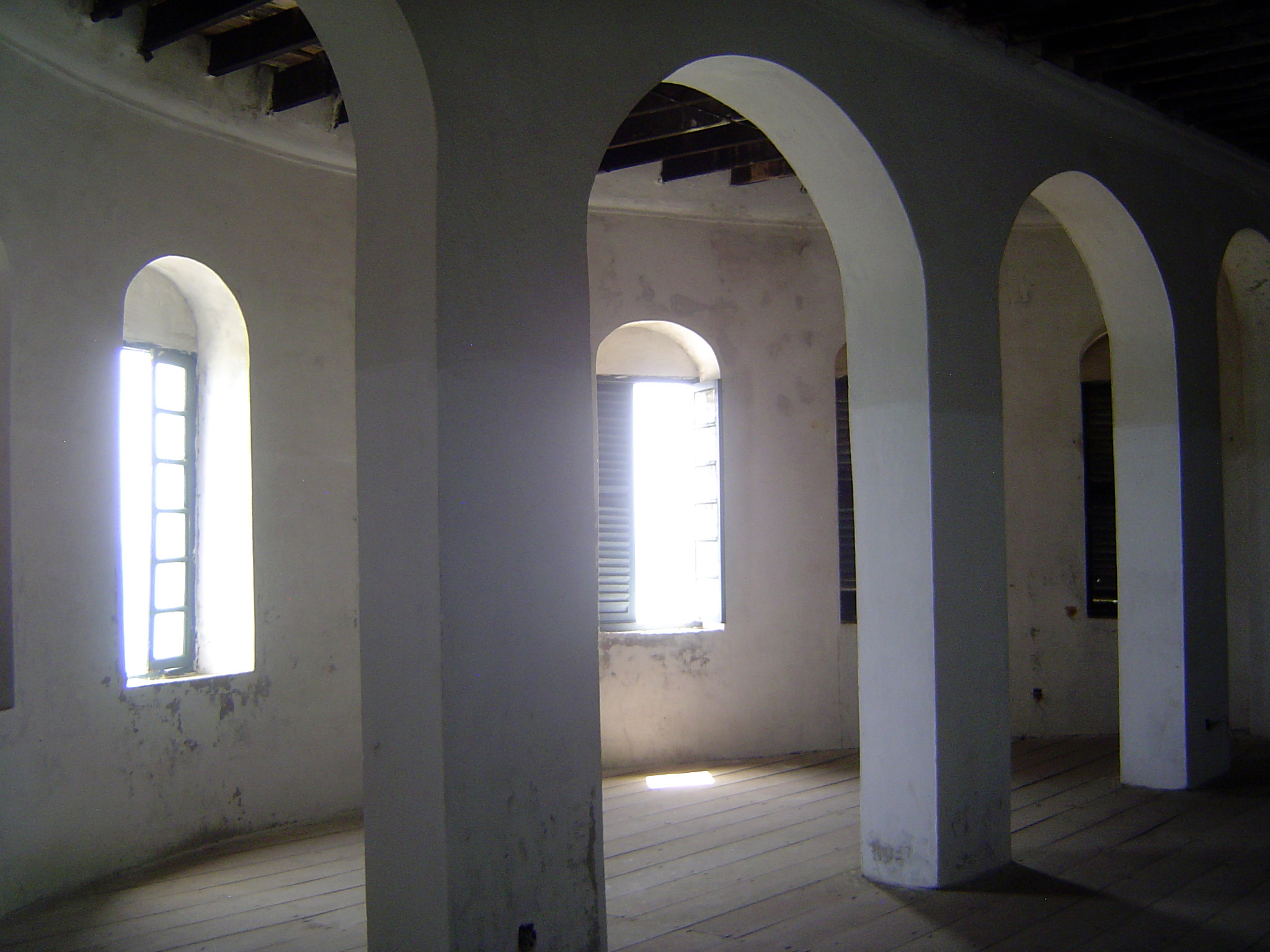 Handsome quarters, but where to put the bed?