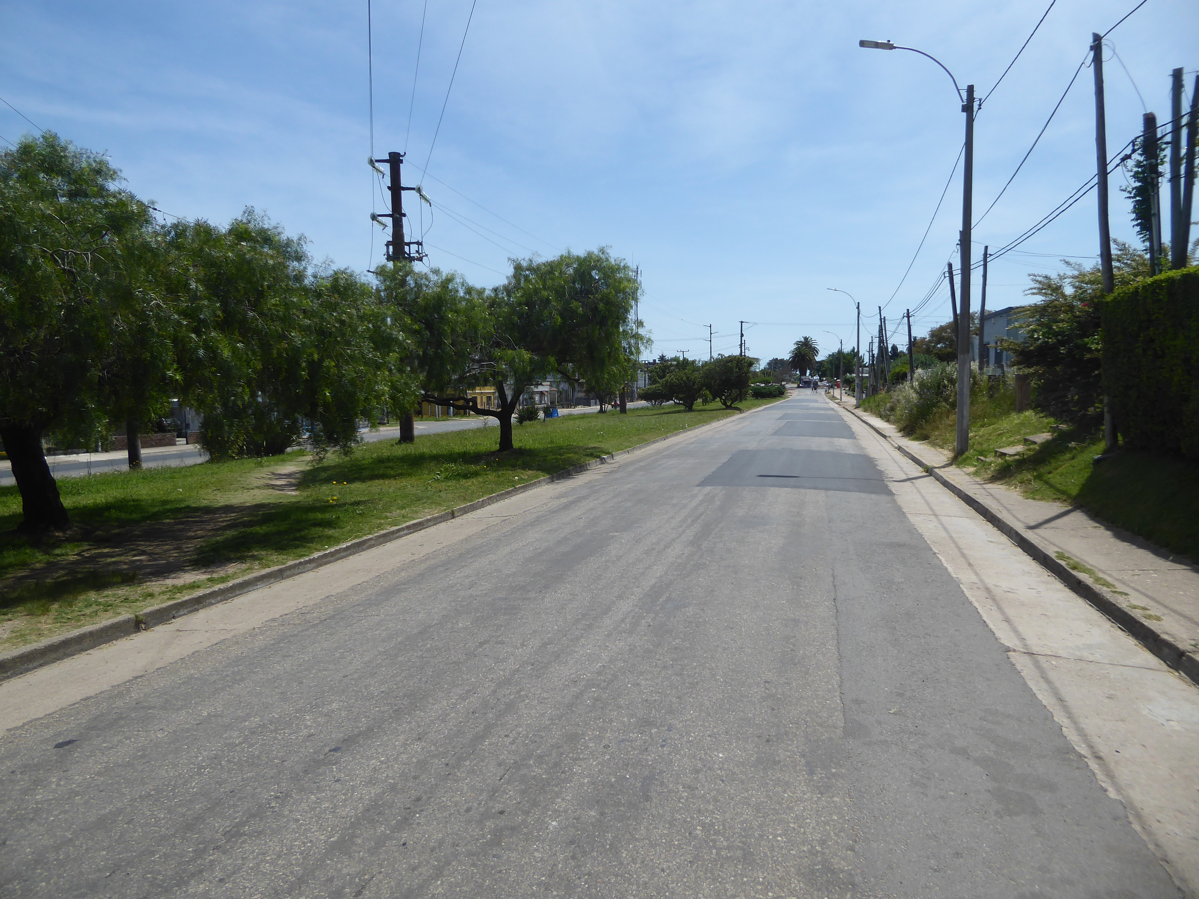 And you thought that only American developers built the same thing over and over. Nope. Here's Progreso's Avenida Brasil.
