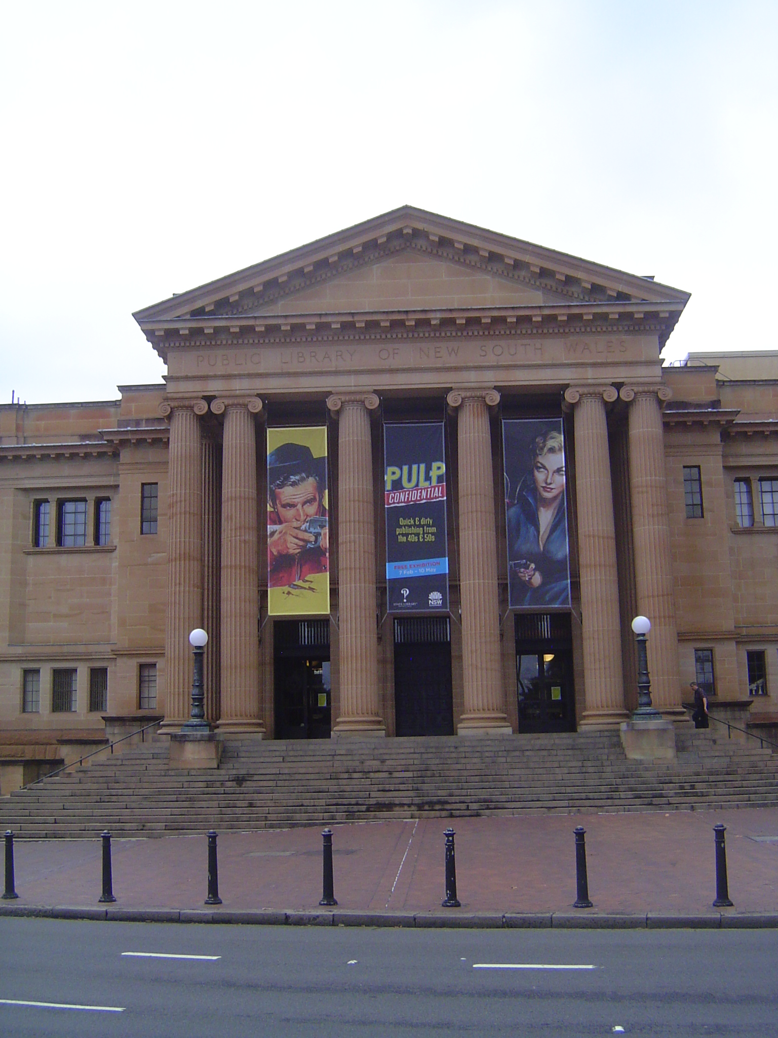 One more example of institutional masonry: it's the Mitchell Wing of the State Library of New South Wales, built with a bequest of a fantast