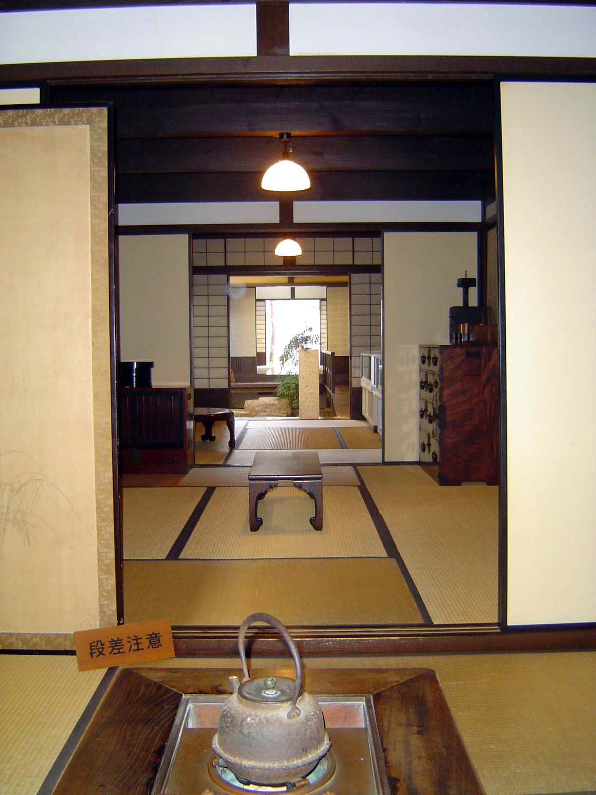 Here, however, a new house has been built in the traditional style of the urban townhouse, or machiya. It's open as a free museum.