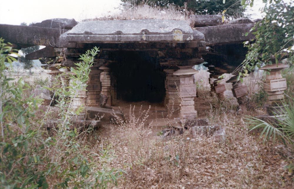 Nearby, other and smaller temples sit abandoned.