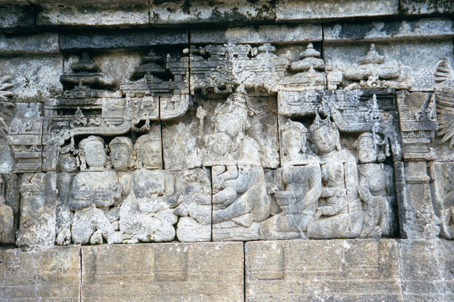 Maya dies a week later, and her sister Gautami cares for the young prince, shown in her lap.