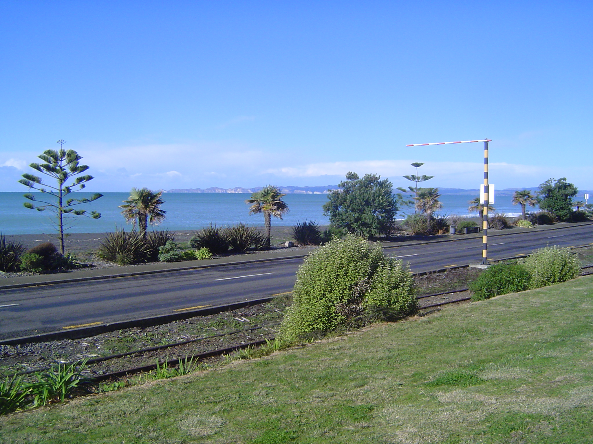 Here's the bay to the south, visited by none other than Captain Cook in 1769. Napier was established in 1854 and named for the British gener