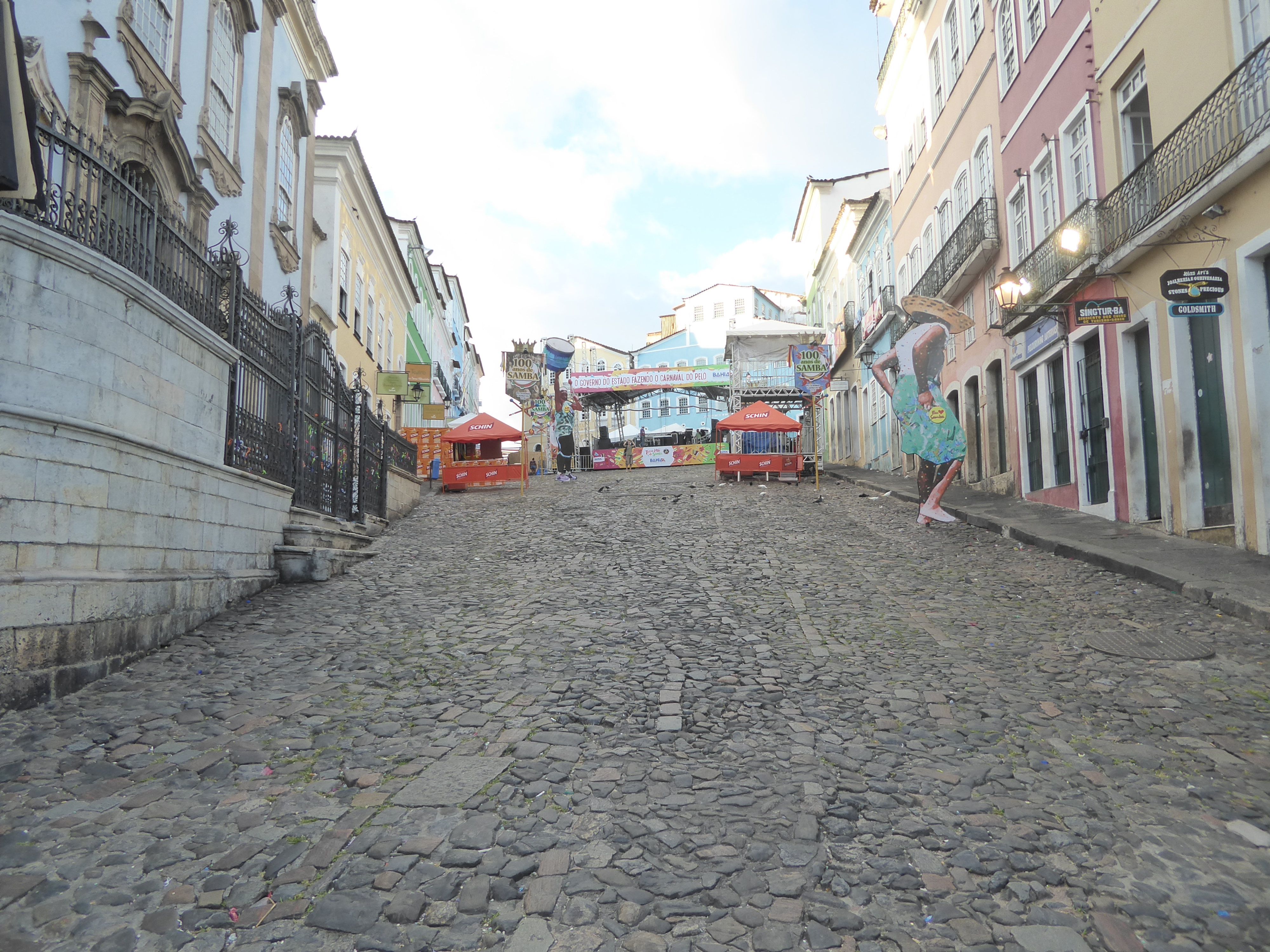 And here's the upper half. This was an elite residential neighborhood until about 1900. Then it fell into steep decline until its touristic