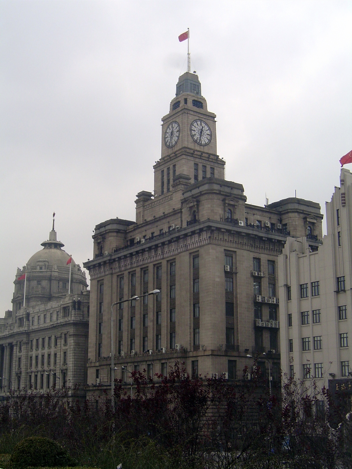 The Jiang Hai Custom House, 1927. It's still the custom house, though ships no longer clear customs at the jetty opposite. The building stil