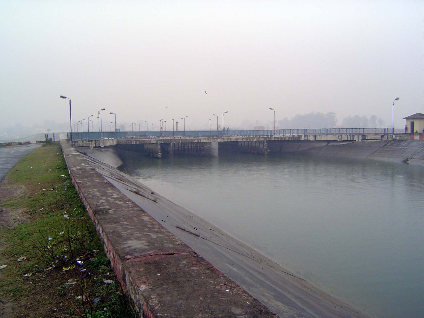 Looking downstream into the aqueduct.