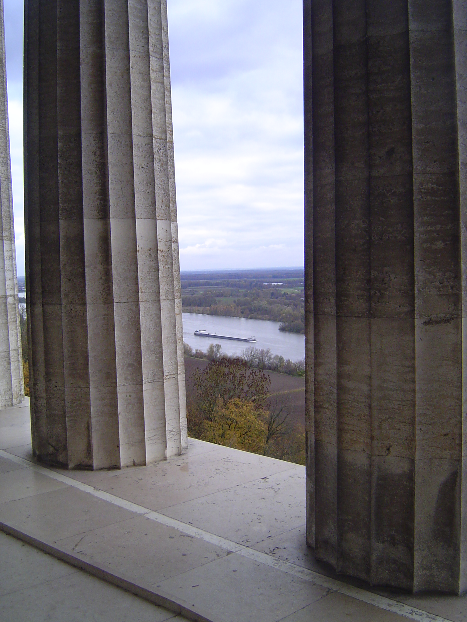 That would be the valley of the Danube, here just a couple of miles downstream from Regensburg.