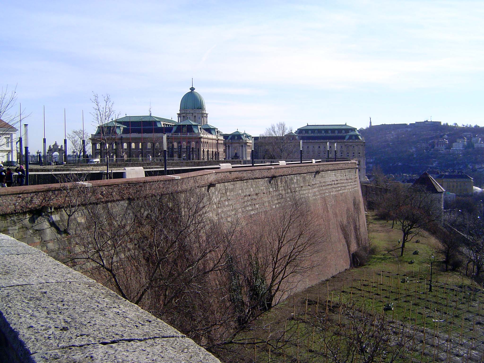 Time to go up top. The site has had palaces for a long time, at least as far back as 1247, when a palace was built by Bela IV. The Turks too