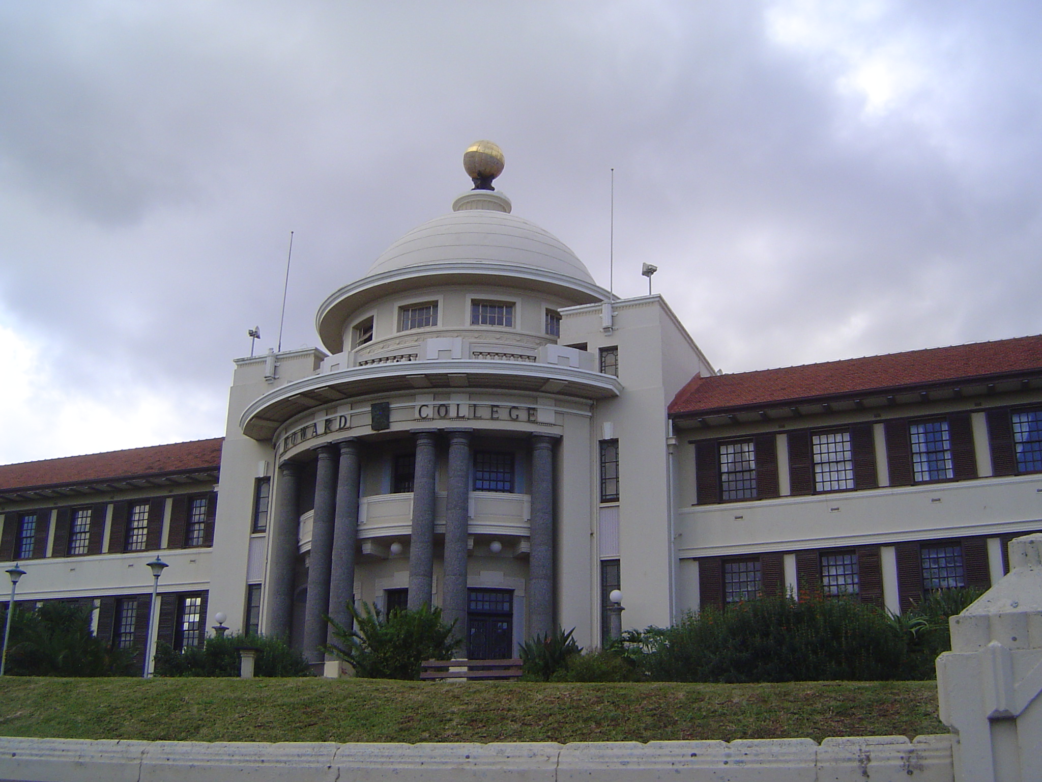 Also on the Berea: this is the University of Natal and its Howard College, from 1931.