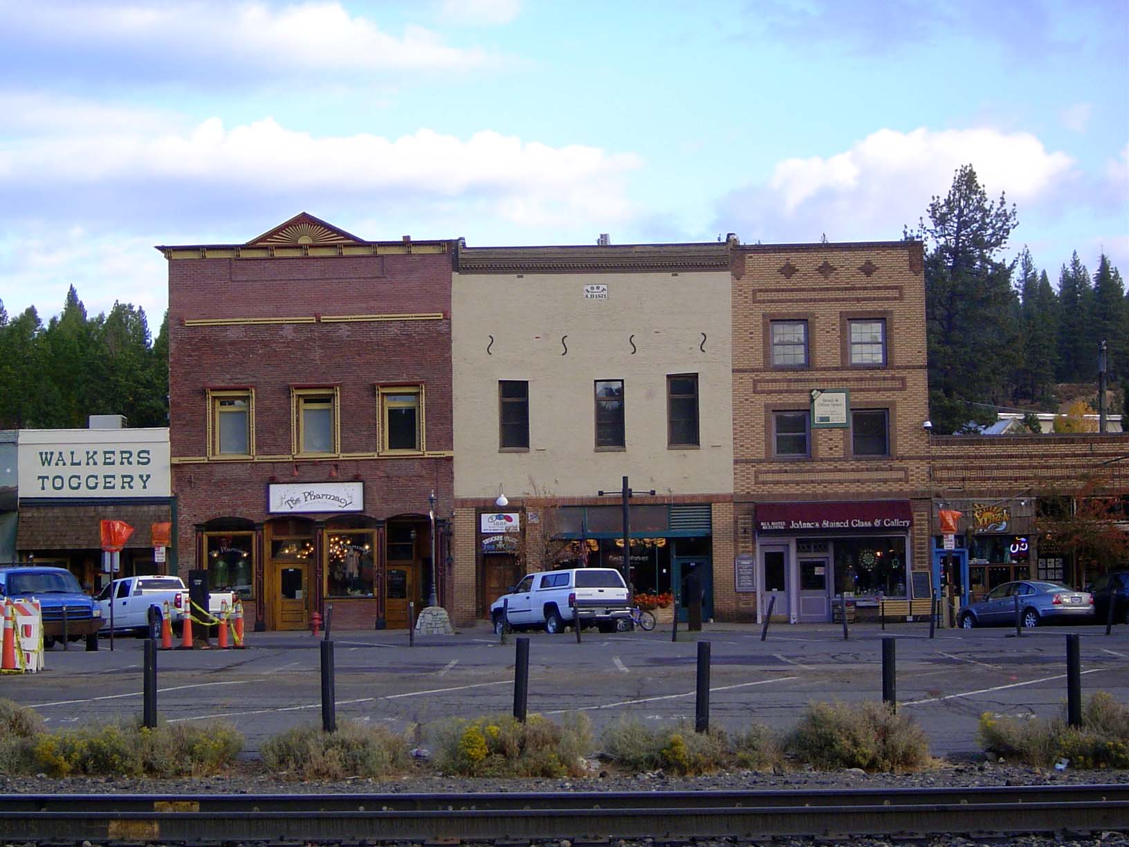 Safeway is a mile to the west, where modern services are clustered.