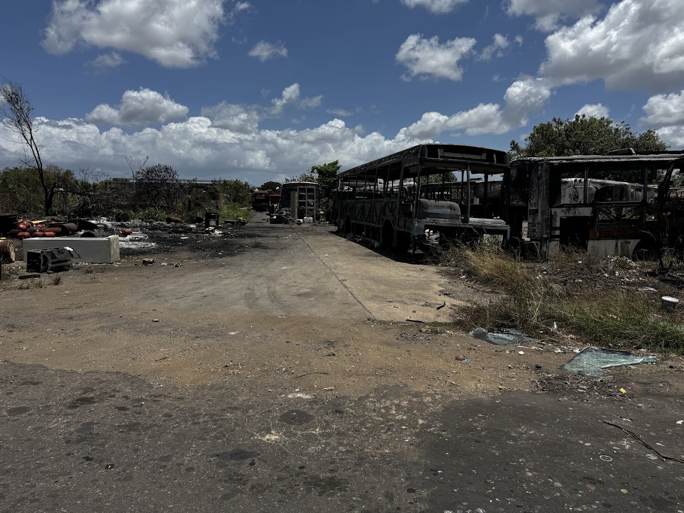 Another bit, this time busy with a junkyard.