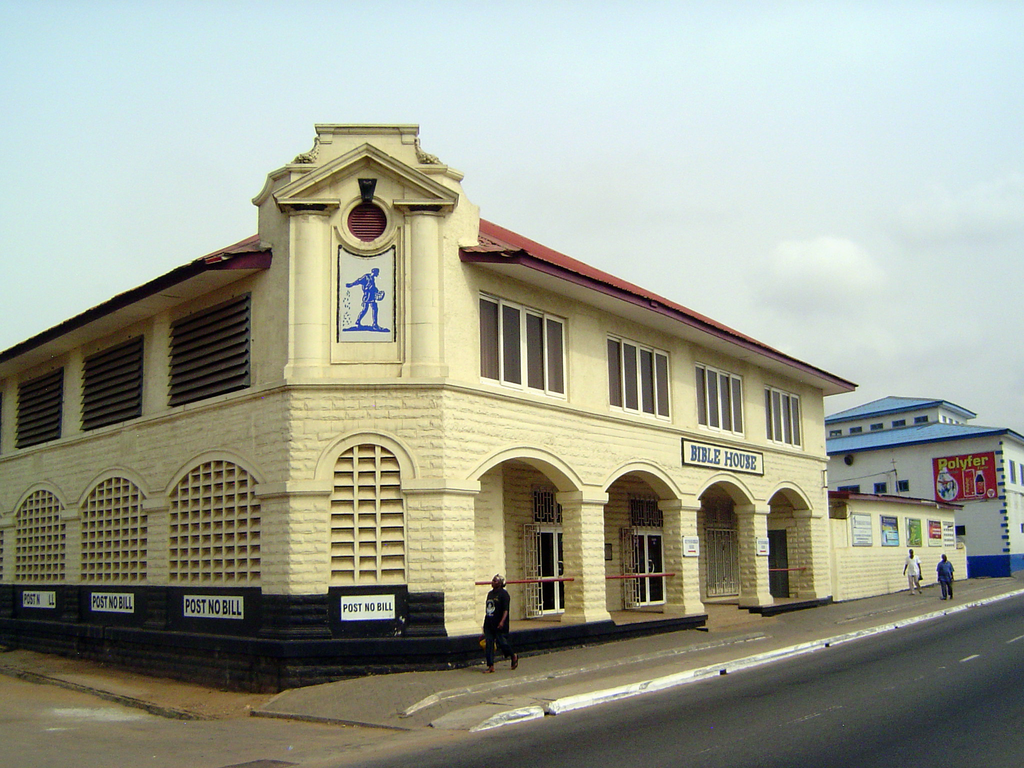 Here's a building in good shape.