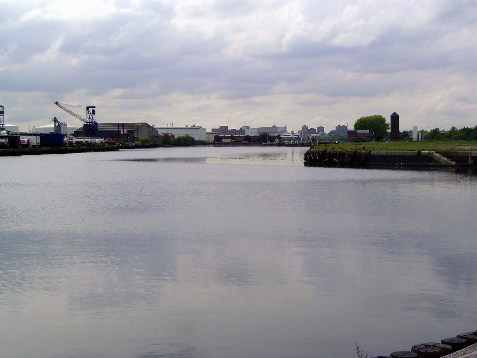 The Canal had a hard time in its early years, because the Liverpool dock owners naturally lowered their rates. Traffic grew slowly, but as t