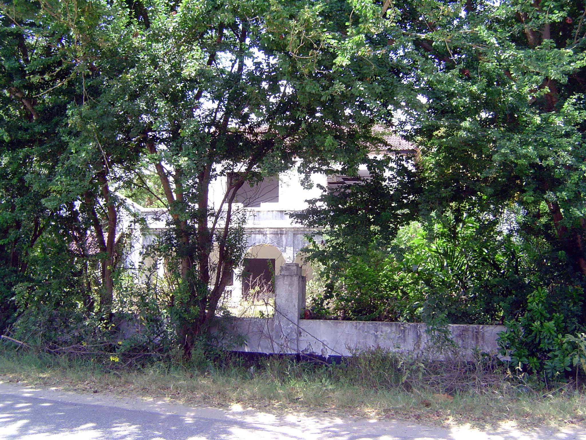 Some of the houses out here are derelict.