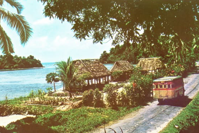 Thatch survived into the 1990s.  Hurricane Val in 1991 may have been the coup de grâce.

https://www.facebook.com/groups/279463505493104/pos