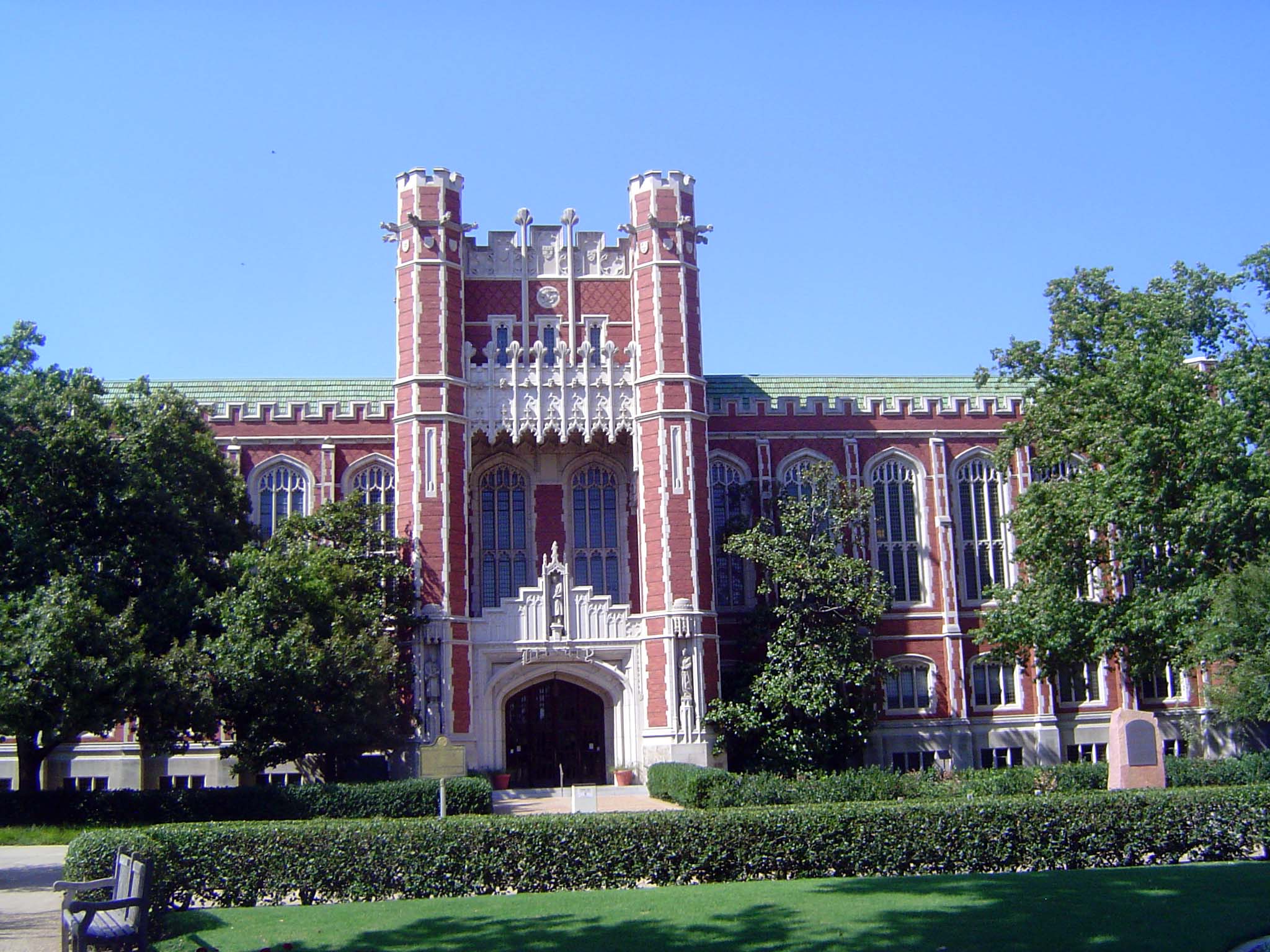 The Gothic Summit was reached in 1930 with yet another main library, named Bizzell after William Bizzell, the university president from 1926
