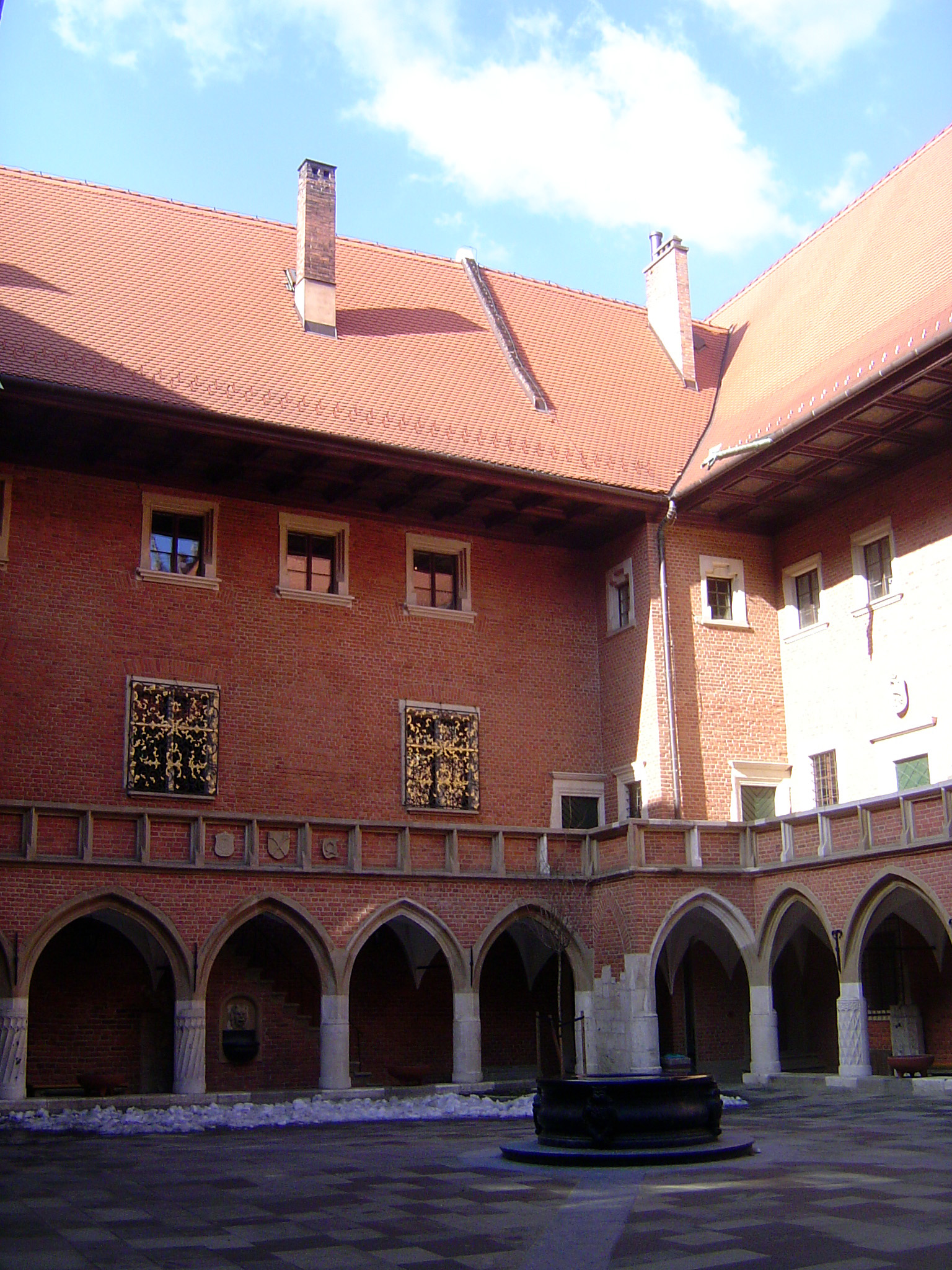 The Collegium Maius is the oldest building in the Academy of Cracow. Once a library, it was rebuilt in the mid-19th century. Now it's a muse