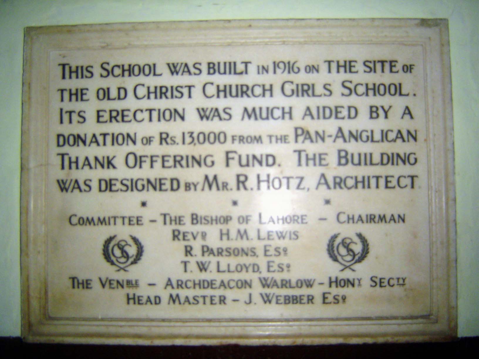 Explanatory sign.