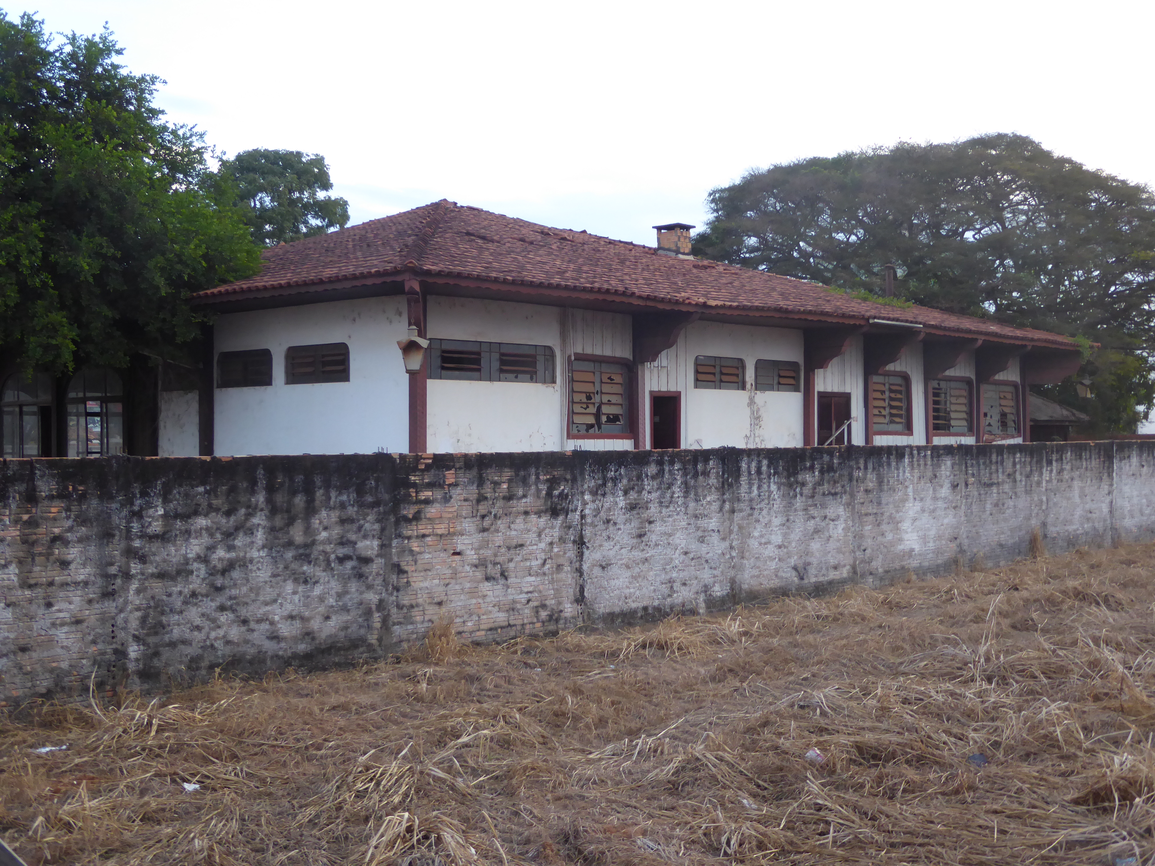 Here's what passes for a historic building in Sinop. Heaven knows what it was.