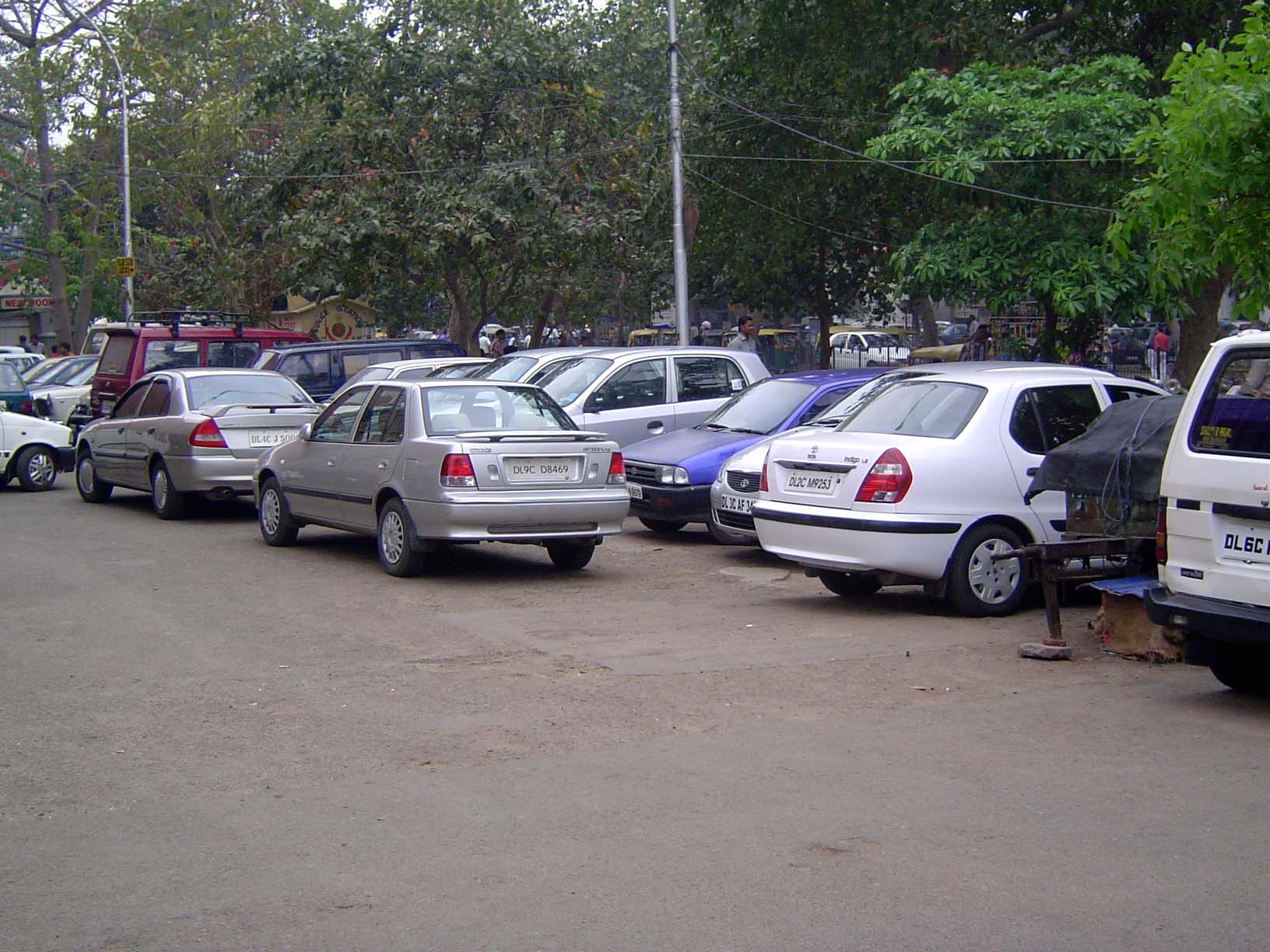 What's this? A parking lot in the Old City shows how the antiquated Indian Ambassador has been shoved aside by the arrival of newer models.