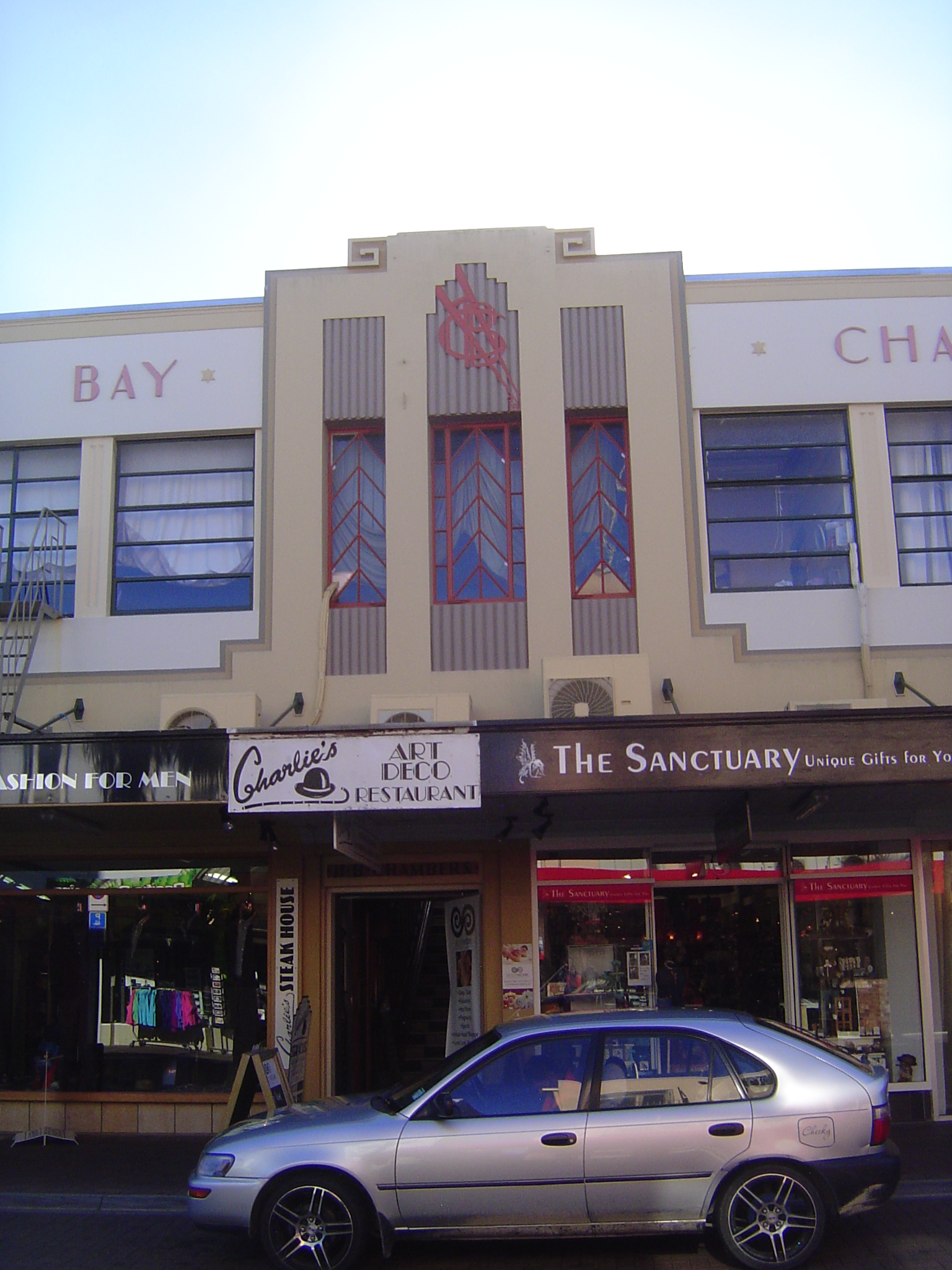 Interesting logo. Hawke's Bay embraces not only Napier but the adjoining and slightly larger town of Hastings. The name was chosen by Cook a