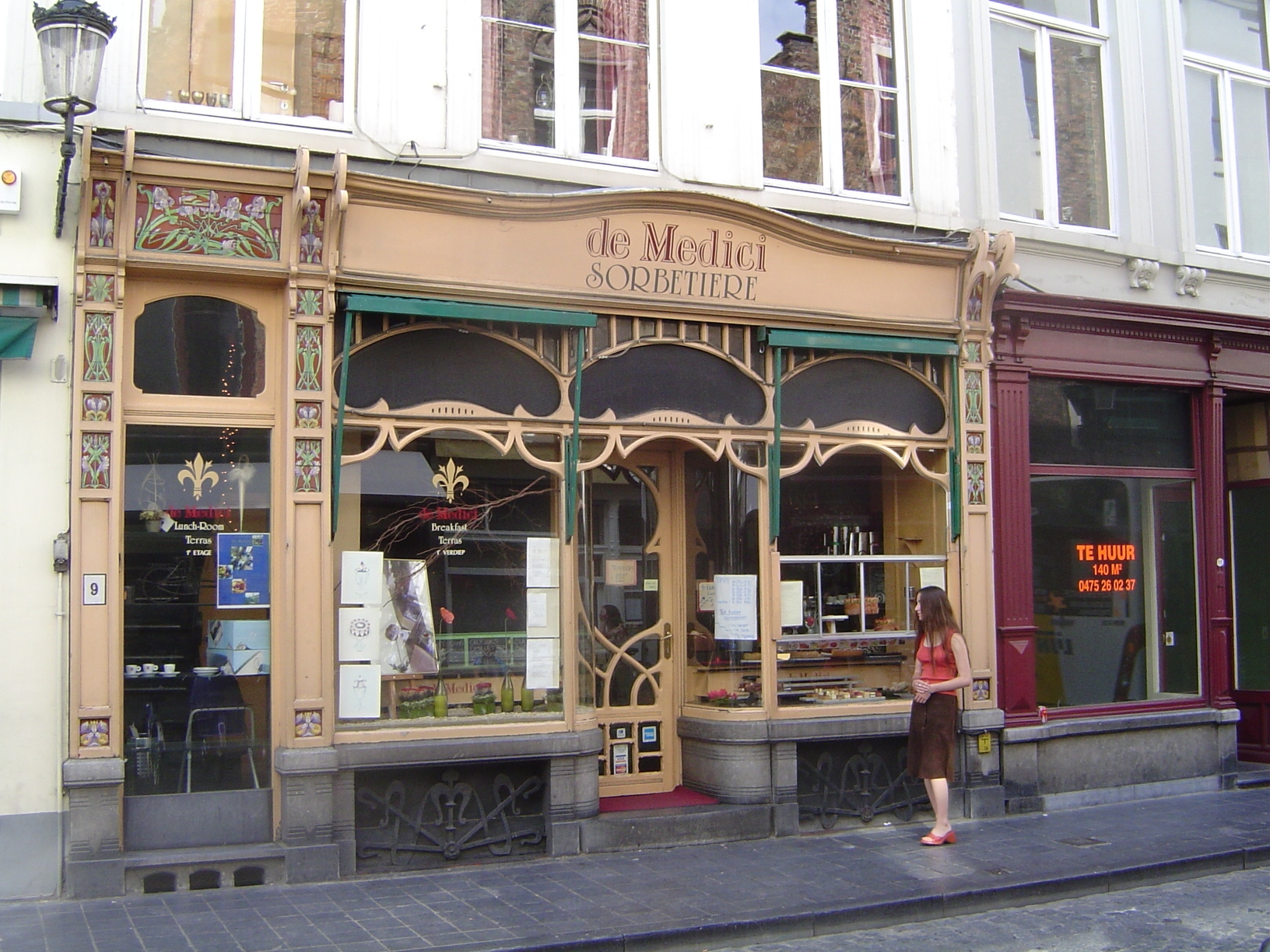 Through such devices, Bruges has become one of the major tourist attractions of Belgium.