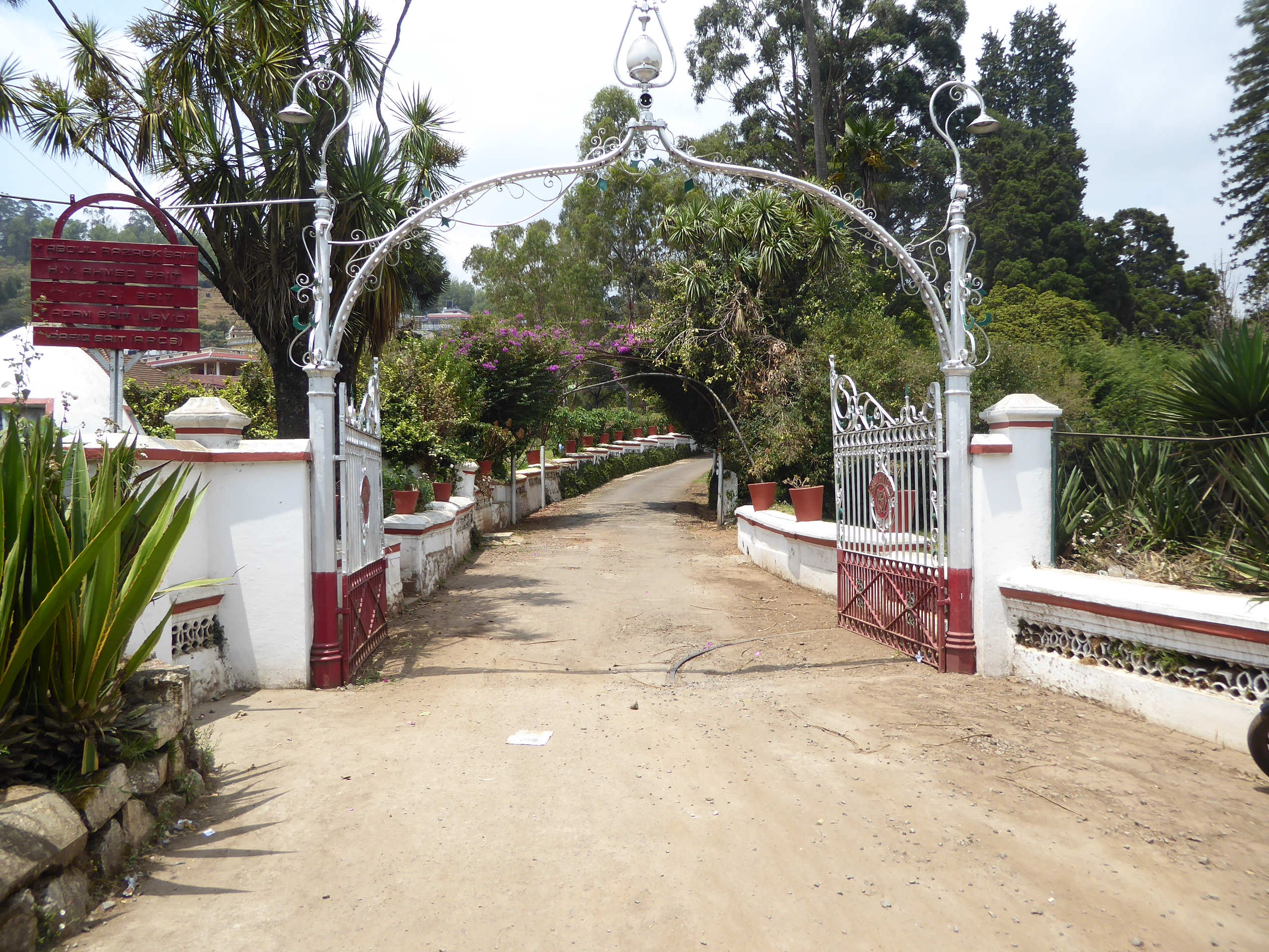 When the British first came to Shillong, they built in stone. An earthquake in 1897 persuaded them to reconsider, and the town was rebuilt i