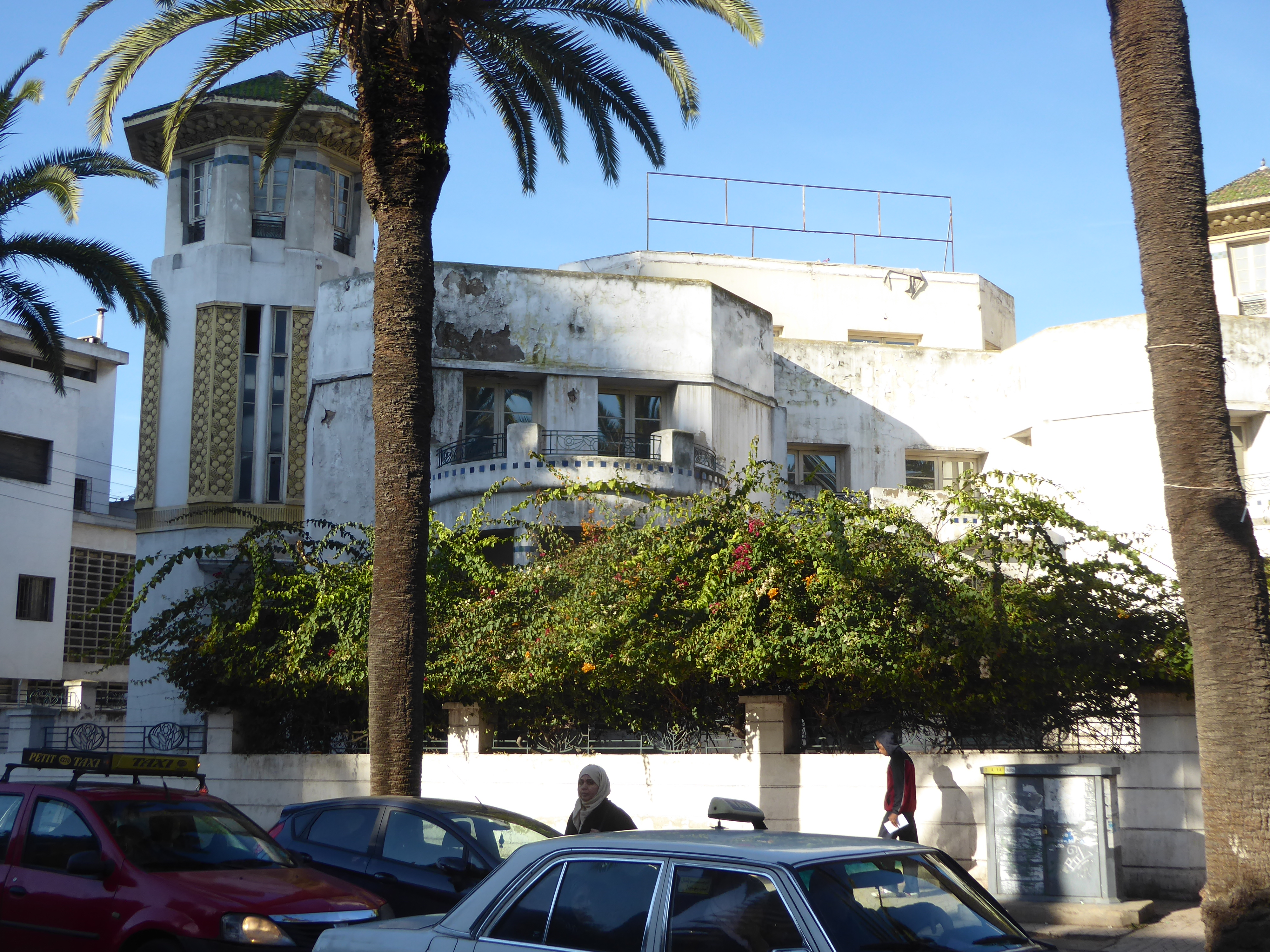 Some Europeans during the French period lived in grand villas. Here, on Rue d'Alger near Sacré Coeur, is a house by the prolific Marius Boye