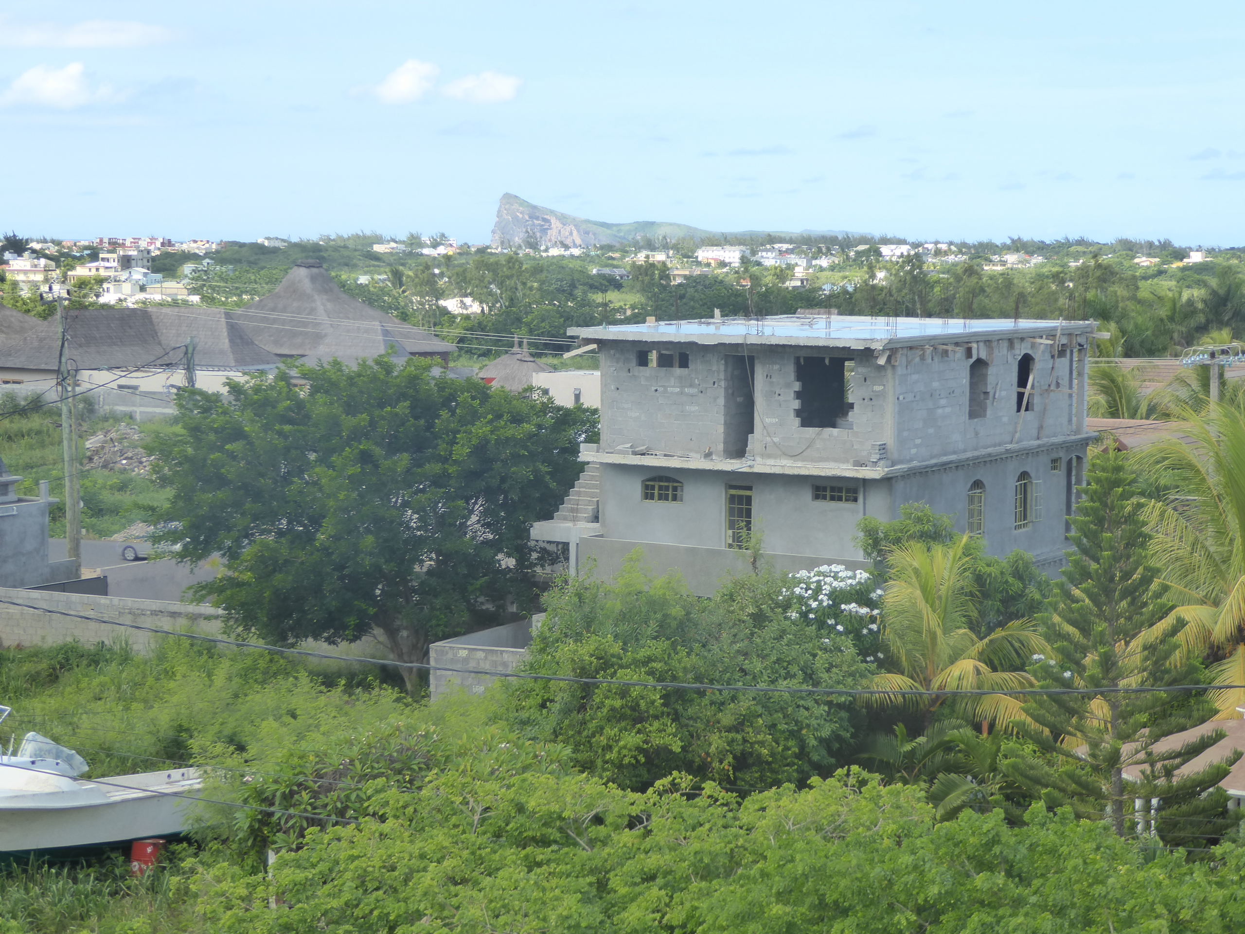 Rurul slum? Maybe that's unkind, but east of Grand Baie the plain is pocked with various kinds of hotels and rental accommodation. Gunner's