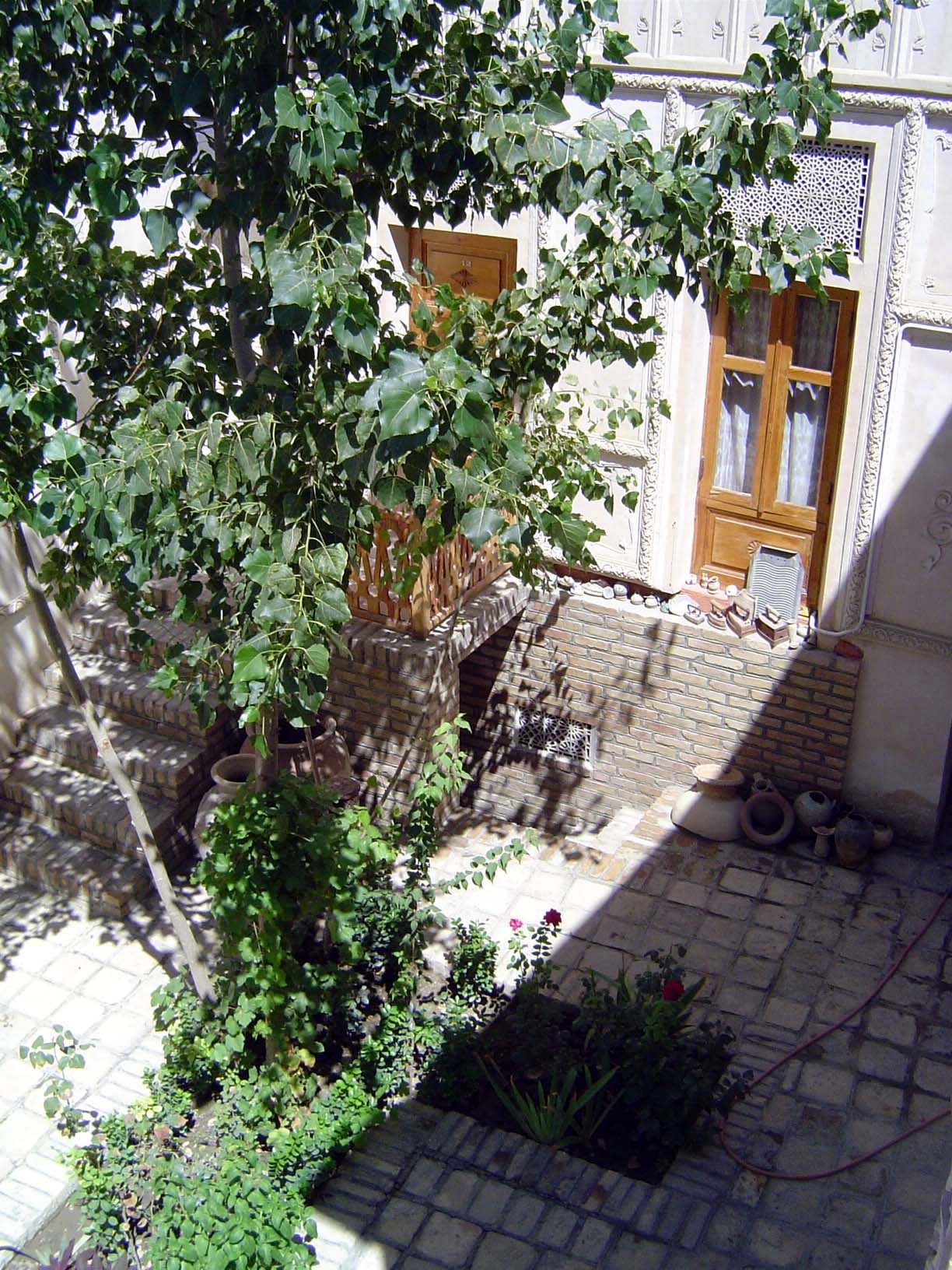 Still another courtyard, in this case of a house that's been converted to a B\&B.