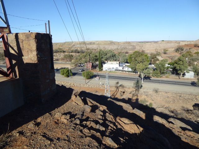 We're standing atop the Block 10 Lookout, site of an ore concentrator built in 1903 for the Block 10 Mine, which was over yonder in what is